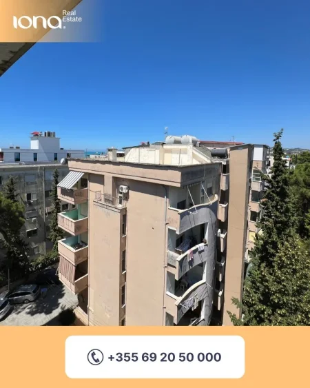 Golem, jepet me qera vjetore apartament 1+1 Kati 4,