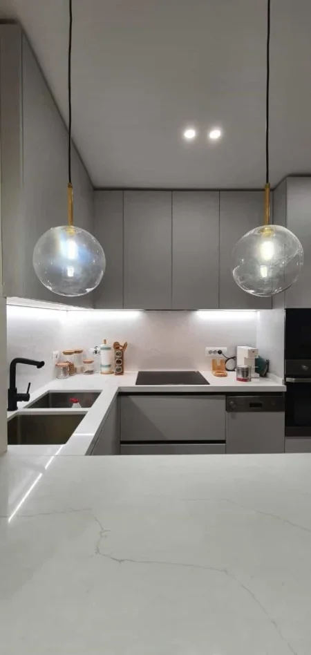 Tirane, jepet me qera apartament 1+1+Ballkon Kati 4, 65 m² 500 € (MISTO MAME)