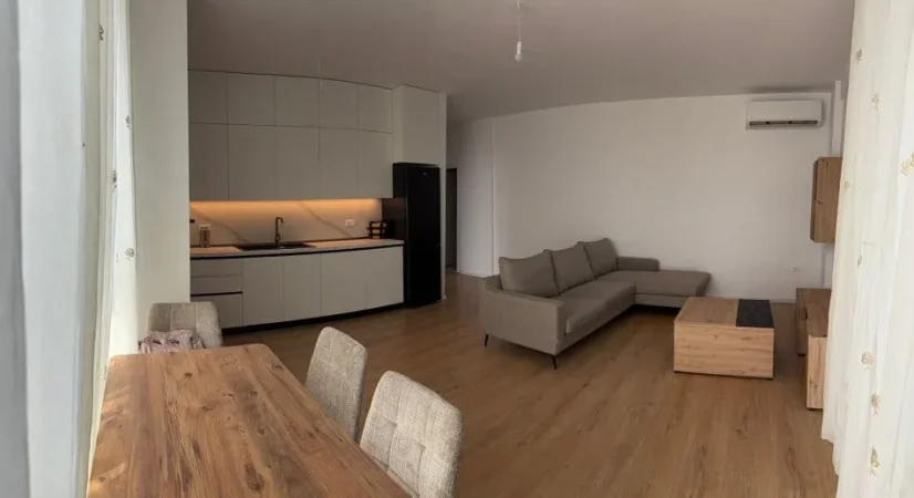 Tirane, jepet me qera apartament 2+1 Kati 5, 97 m² 650 € (siri kodra)