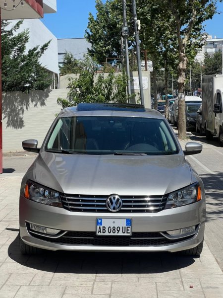 Tirane, shitet makine Volswagen Nafte, gri metalizato automatik Kondicioner 244.000 km 8.000 €