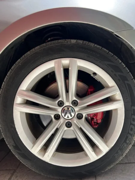 Tirane, shitet makine Volswagen Nafte, gri metalizato automatik Kondicioner 244.000 km 8.000 €