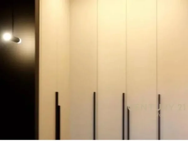 Tirane, jepet me qera apartament 1+1 Kati 6, 77 m² 1.000 € 