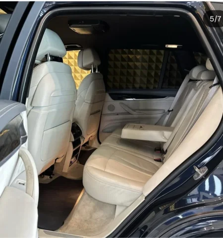 Durres, shes makine BMW X5 Nafte, blu e errët automatik Klima 15.500 €