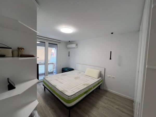 Shqiperi, jepet me qera apartament 2+1+Ballkon Kati 3, 100 m² 1.100 € (Ish Blloku, Rruga Sami Frasheri)