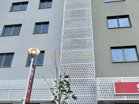 Tirane, shitet apartament 3+1+2+Ballkon Kati 5, 115 m² 225.635 € (Fusha e Aviacionit)