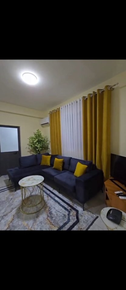 Tirane, jepet me qera shtepi 2+1+Ballkon Kati 1, 95 m² 650 € (Vasil Shanto, Pranë Shkollës, Rruga Kristo Floqi)