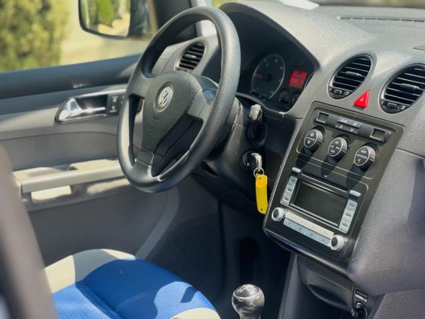 VW CADDY 1.9 NAFTE 👉 2010 👈 kambio MANUALE 6.200 €