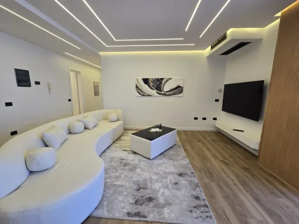 Tirane, shitet apartament 2+1 Kati 3, 110 m² 325.000 € (komuna e parisit)