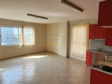 Tirane, shitet apartament 2+1+2+Ballkon Kati 4, 110 m² 139.000 € (Unaza e Re)