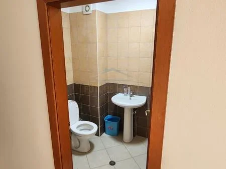 Tirane, shitet apartament 2+1+2+Ballkon Kati 4, 110 m² 139.000 € (Unaza e Re)