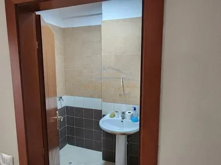 Tirane, shitet apartament 2+1+2+Ballkon Kati 4, 110 m² 139.000 € (Unaza e Re)