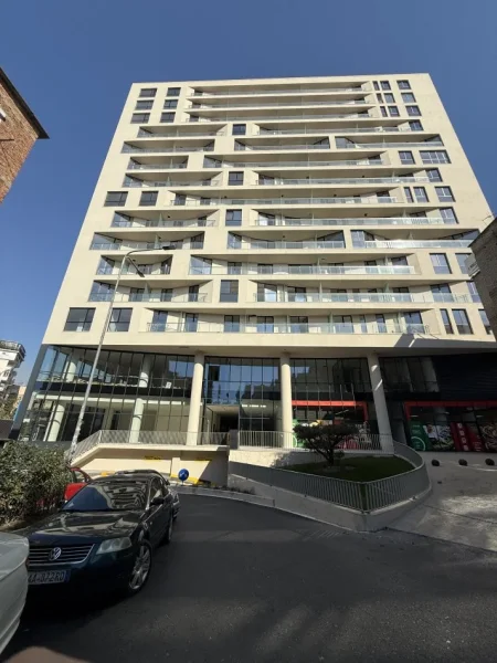 Tirane, shitet apartament 1+1+Ballkon Kati 7, 75 m² 165.000 € (Mine Peza Golden Tower Gati Per Banim Prane Qendres)