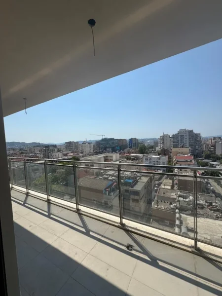 Tirane, shitet apartament 1+1+Ballkon Kati 7, 75 m² 165.000 € (Mine Peza Golden Tower Gati Per Banim Prane Qendres)