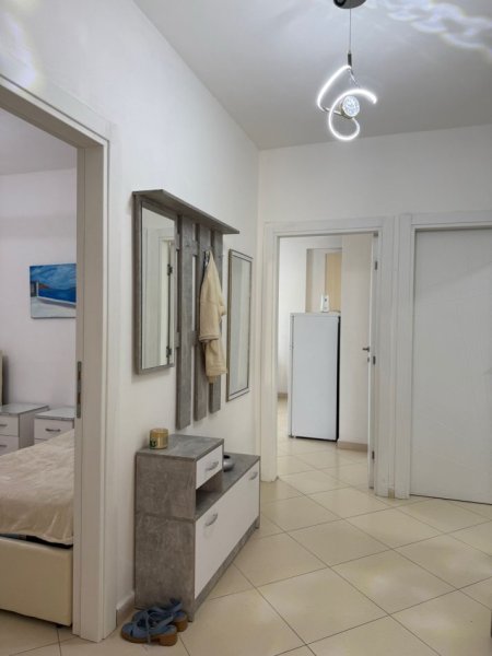 Tirane, jepet me qera apartament 2+1+Ballkon Kati 3, 600 € 