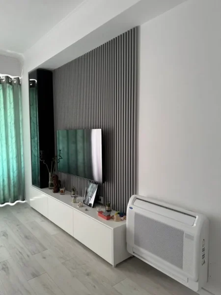 Tirane, jepet me qera apartament 2+1+Ballkon+🅿️ , 550 € (Astir, Urban Gate)