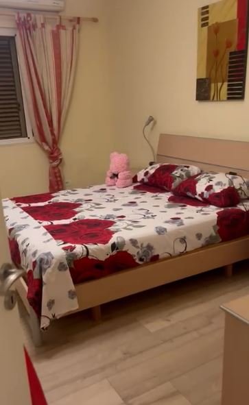 Tirane, jepet me qera apartament 2+1 Kati 2, 100 m² 750 € (Rr. Kavajes)