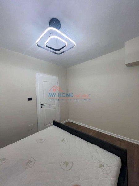 Tirane, shitet apartament 1+1+Ballkon Kati 1, 40 m² 105.000 € (Zogu i Zi)