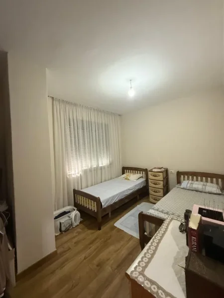 Tirane, shitet 2+1 Kati 2, 105 m² 135.000 € (Fizika Berthamore)