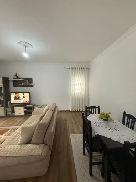 Tirane, shitet 2+1 Kati 2, 105 m² 135.000 € (Fizika Berthamore)