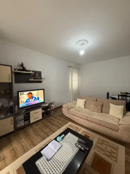 Tirane, shitet 2+1 Kati 2, 105 m² 135.000 € (Fizika Berthamore)