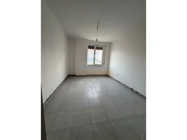 SHITET APARTAMENT 2+1 NE SHKOZE , REZIDENCA RELUX