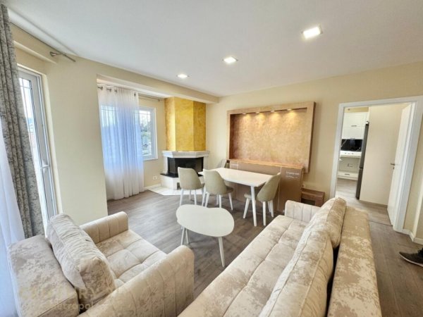 Tirane, jepet me qera apartament 2+1+Aneks+Ballkon Kati 2, 120 m² 650 € (Prane Rruges se vjeter te Elbasanit)