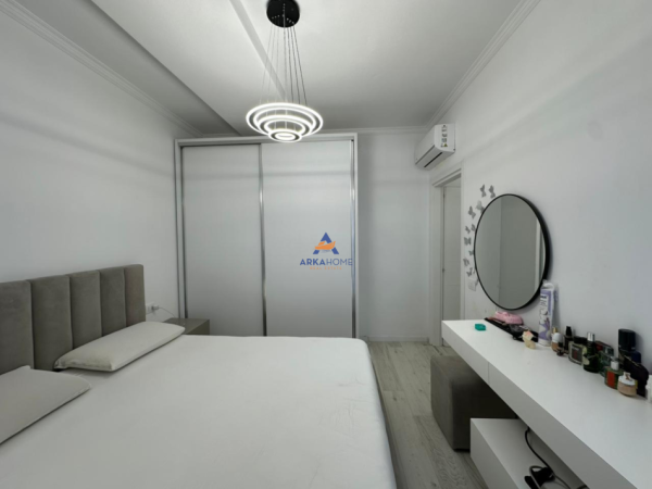 Tirane, jepet me qera apartament 2+1+Ballkon Kati 9, 103 m² 600 € (TE URBAN GATE,UNAZA E RE)