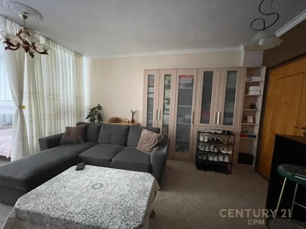 Tirane, shitet apartament 2+1 Kati 4, 113 m² 275.000 € (KOMUNA E PARISIT)