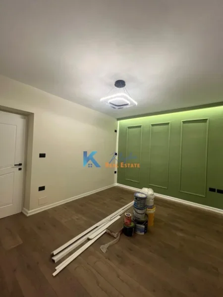 Tirane, shitet apartament 1+1 Kati 1, 40 m² 105.000 € (tek Mozaiku i Tiranës)