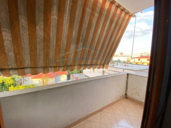 Tirane, shitet apartament 1+1 Kati 3, 77 m² 124.000 € 