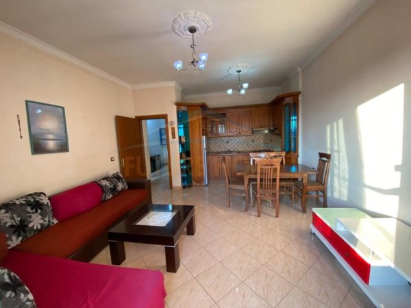 Tirane, shitet apartament 1+1 Kati 3, 77 m² 124.000 € 