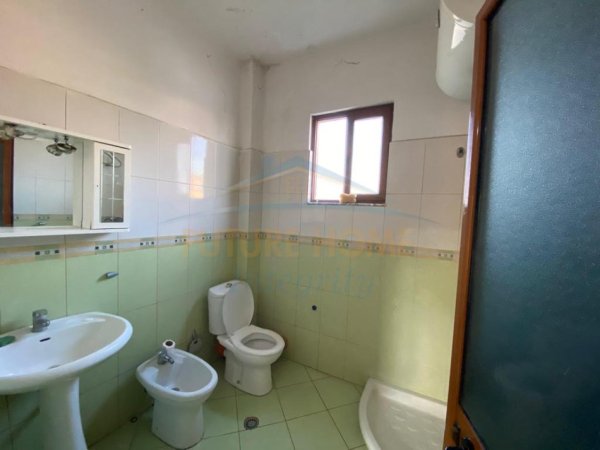 Tirane, shitet apartament 1+1 Kati 3, 77 m² 124.000 € 