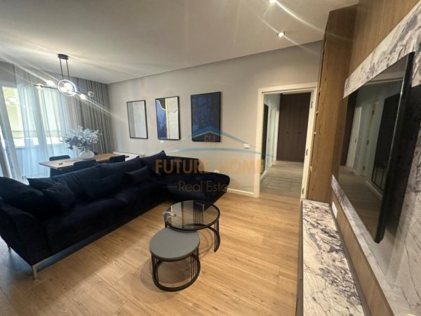 Tirane, jepet me qera apartament 2+1 Kati 4, 125 m² 1.500 € (Nente Kateshet)