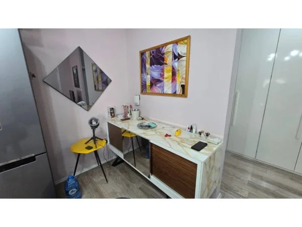 Tirane, shitet apartament duplex 2+1+Ballkon Kati 4, 151 m² 350.000 €