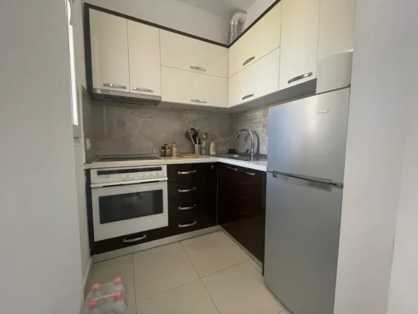 Gjiri Lalezit | Hamallaj, shitet apartament 1+1+Ballkon Kati 3, 53 m² 120.000 € (Gjiri Lalzit)