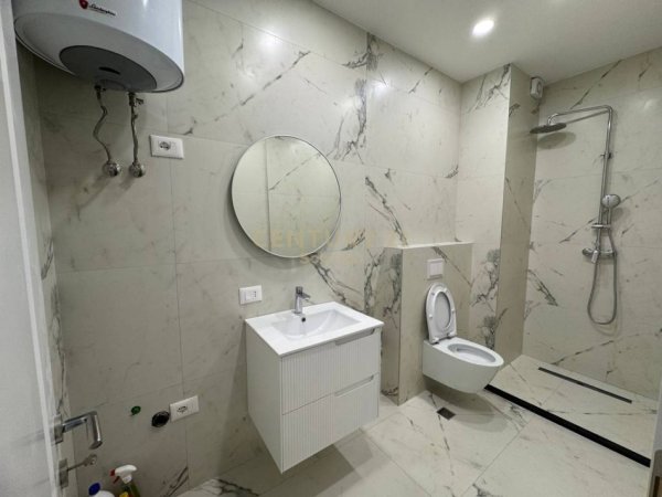Tirane, jepet me qera apartament 2+1+Aneks+Ballkon Kati 1, 104 m² 1.200 € (Liqeni i Thate , prane spitalit veterinar)