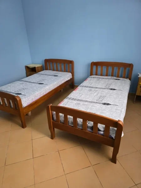 Tirane, jepet me qera apartament 1+1 Kati 1, 70 m² 400 € (RRUGA HALIT BEGA)