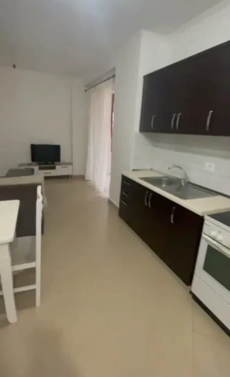 Tirane, jepet me qera apartament 2+1 Kati 5, 90 m² 470 € (RRUGA ZALLIT)