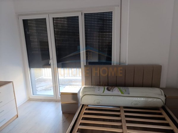 Tirane, jepet me qera apartament 2+1 Kati 5, 105 m² 600 € (Don Boskos)