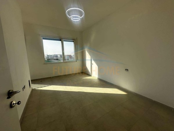 Tirane, jepet me qera apartament 1+1 Kati 4, 61 m² 450 € (Rezidenca Henke, Spitali Amerikan 3)