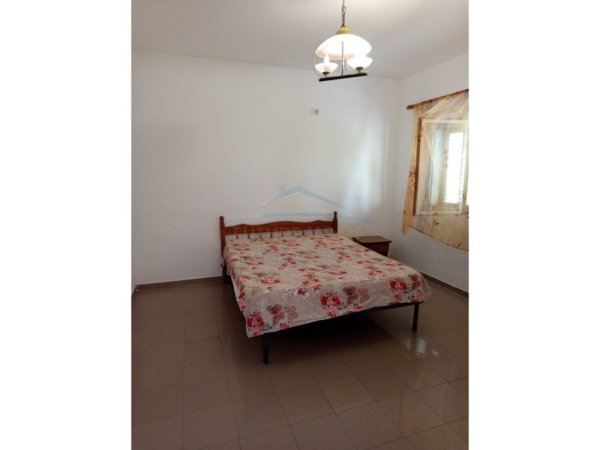 Tirane, jepet me qera apartament 3+1 Kati 1, 126 m² 500 € 