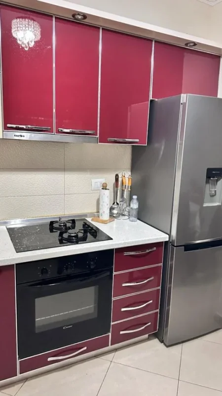 Tirane, jepet me qera apartament Kati 5, 110 m² 500 € (RRUGA MIKEL MARUBI)