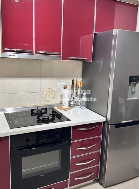 Tirane, jepet me qera apartament 2+1 Kati 5, 110 m² 500 € (Astir)