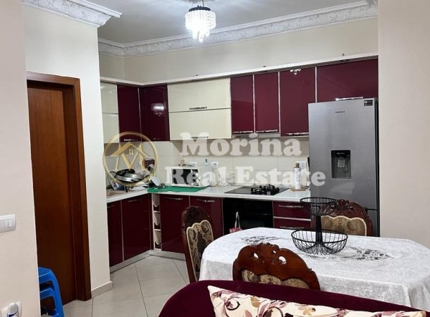 Tirane, jepet me qera apartament 2+1 Kati 5, 110 m² 500 € (Astir)