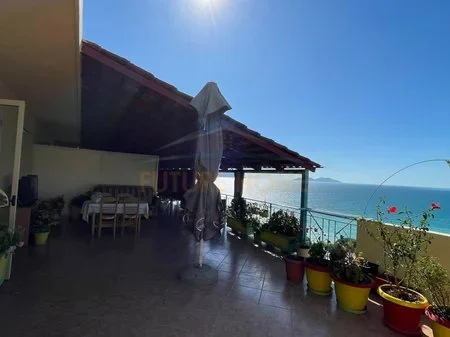 Vlore, shitet Vile 2+1+Ballkon Kati 1, 300 m² 600.000 € (Uji i Ftohte)