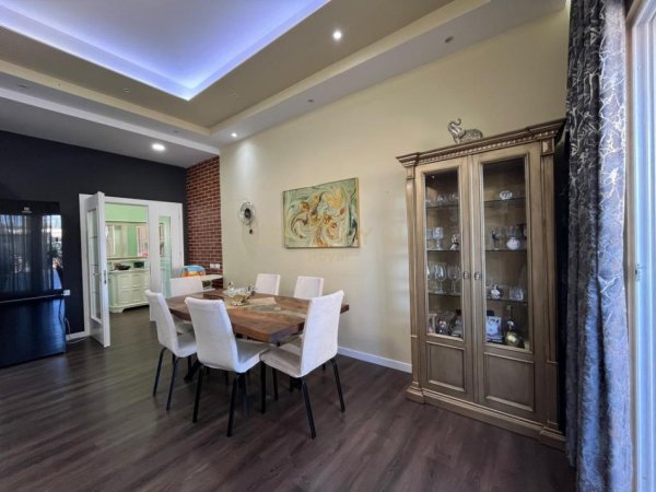 Shqiperi, shitet apartament 1+1 Kati 4, 81 m² 165.000 € (Fresku)
