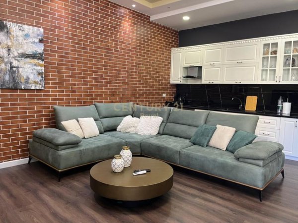 Shqiperi, shitet apartament 1+1 Kati 4, 81 m² 165.000 € (Fresku)