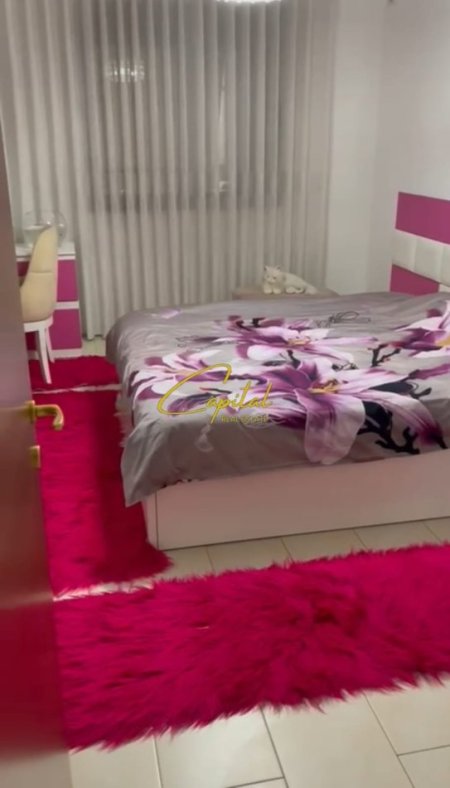 Tirane, shitet apartament 2+1+Ballkon Kati 1, 117 m² 220.000 € (YZBERISHT)