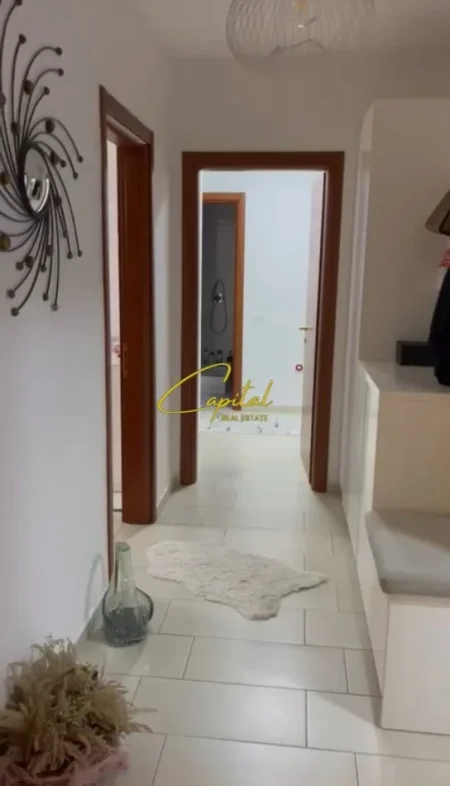 Tirane, shitet apartament 2+1+Ballkon Kati 1, 117 m² 220.000 € (YZBERISHT)