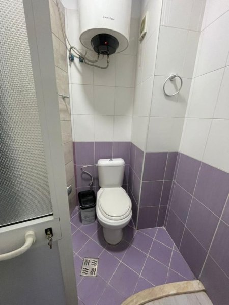 Tirane, jepet me qera apartament 1+1 Kati 5, 60 m² 430 € (Supermarket Aldi, Fondacioni Eleonor)